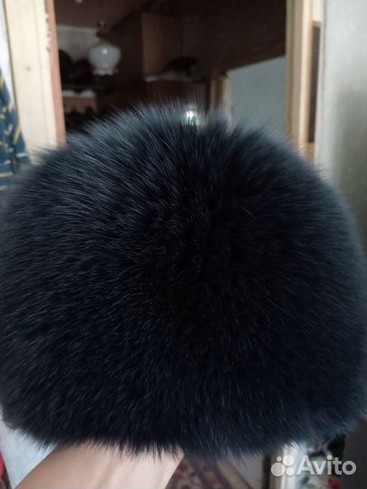 Шапка женская песец р.56-57 практически новая