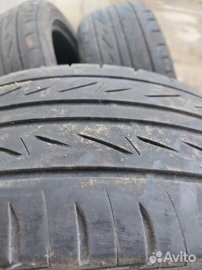 Bridgestone MY-02 Sporty Style 205/50 R17 89V