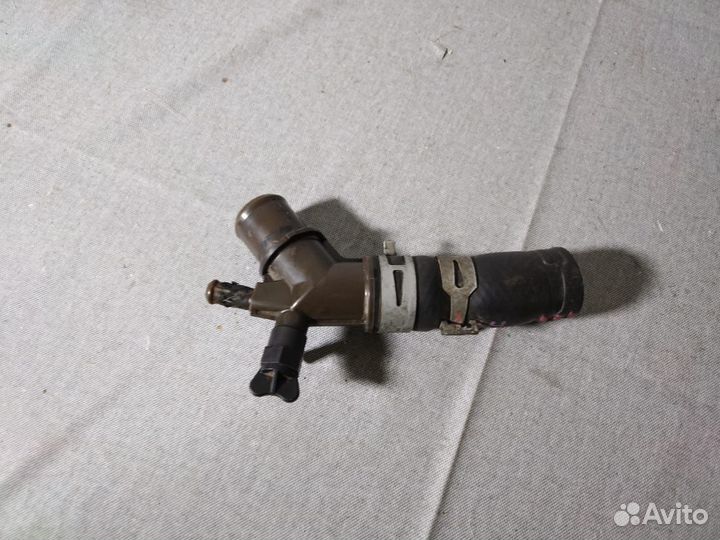 Патрубок системы охлаждения Toyota Camry 70