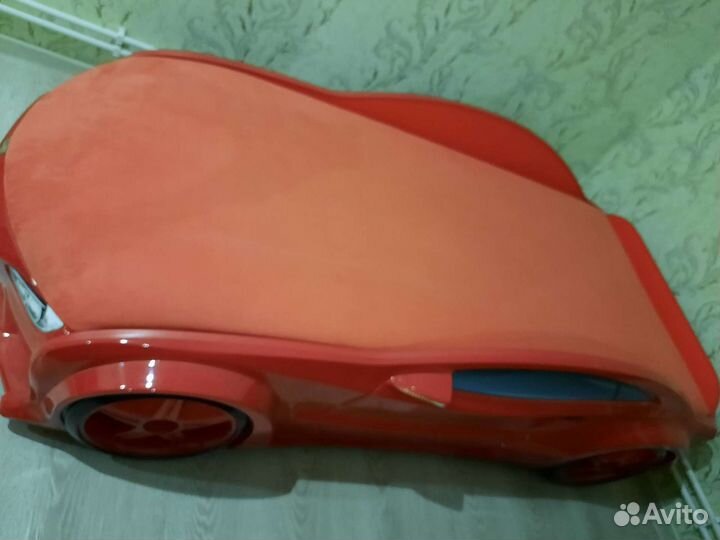 Детская кровать машинка, без подсветки спальное ме