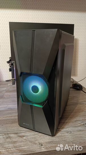 Игровой классный компьютер