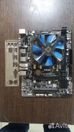 Мат. плата Gigabyte GA-F2A68HM-S1 + процессор AMD