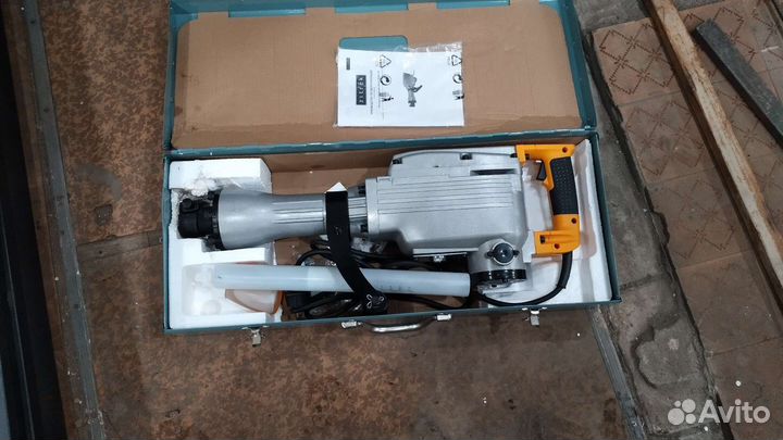 Отбойный молоток, бетонолом. Аренда