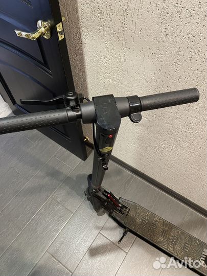 Электросамокат tribe himba