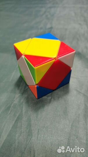 Кубики Рубика, карты, головоломки