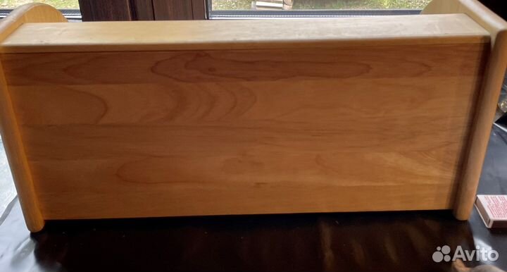 Хлебница деревянная новая, Италия