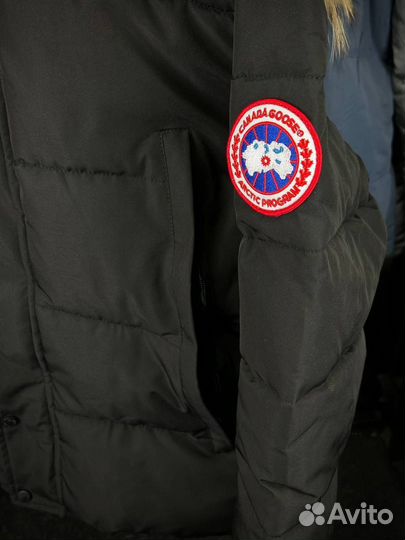 Пуховик Canada Goose зима