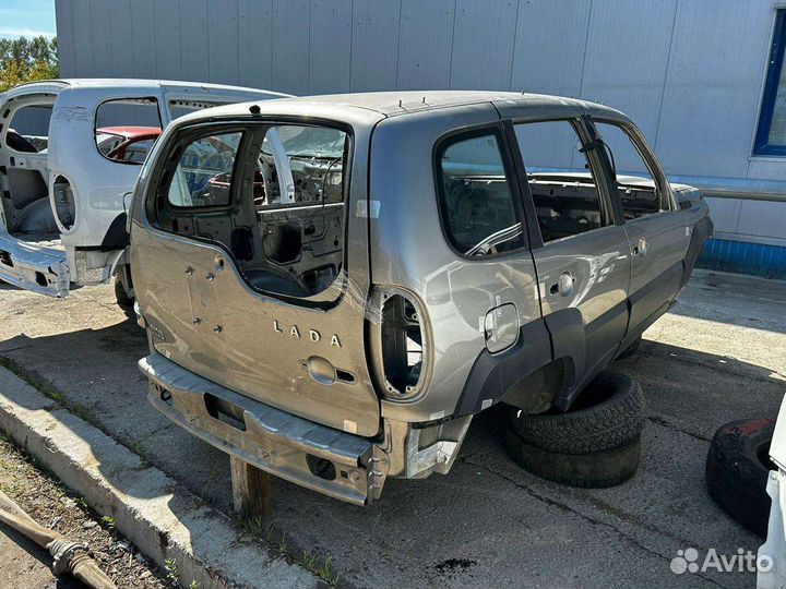 Нива трэвел кузов