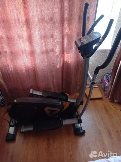 Эллиптический тренажер torneo