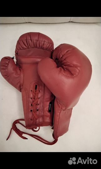Макивара для единоборств,перчатки для бокса