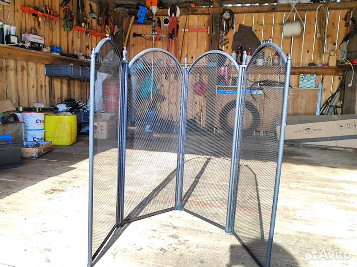 Детский защитный барьер