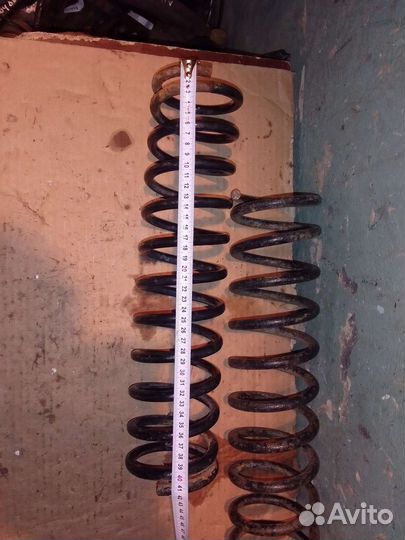 Пружина задняя Skoda Felicia