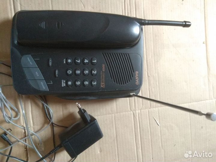 Телефон с радиотрубкой