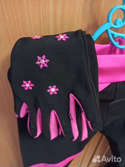 Одежда для фигурного катания(2-брюк,кофта и т.д.)