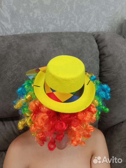 Парик клоуна