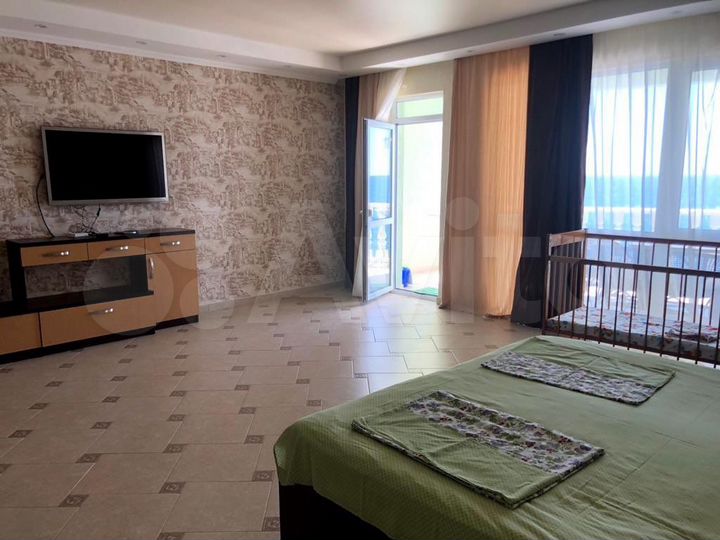 2-к. квартира, 90 м², 3/6 эт.