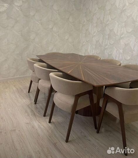 Комплект стол и стулья