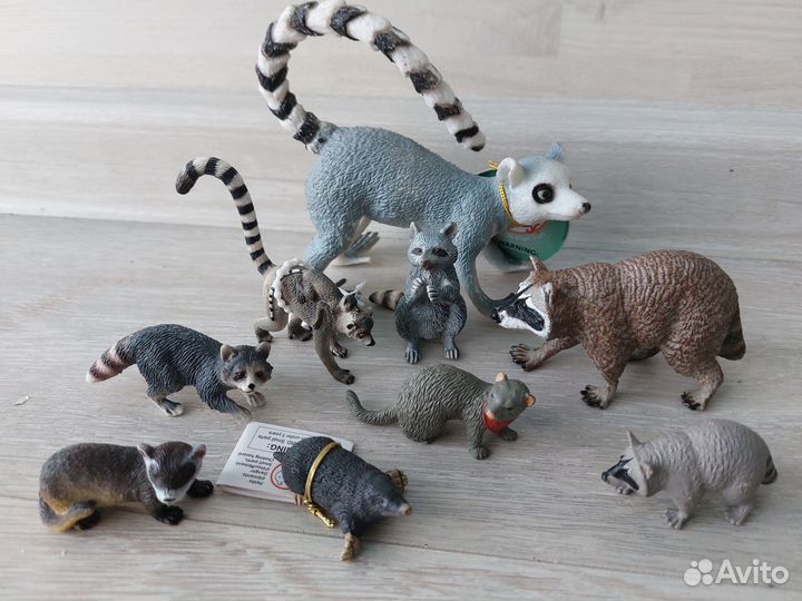 Фигурки животных Schleich, safari лисы, еноты и др