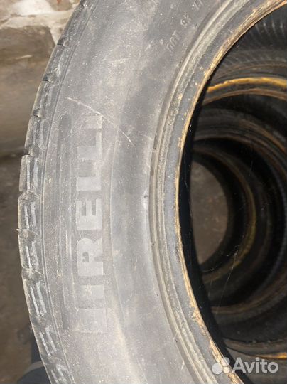Pirelli Ice Zero 235/55 R17