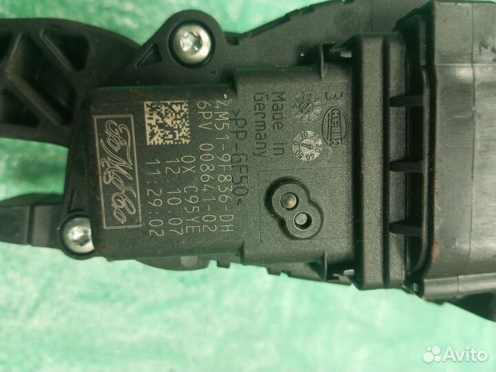 Педаль Volvo C30 4M51-9F836-DH 4M519F836DH