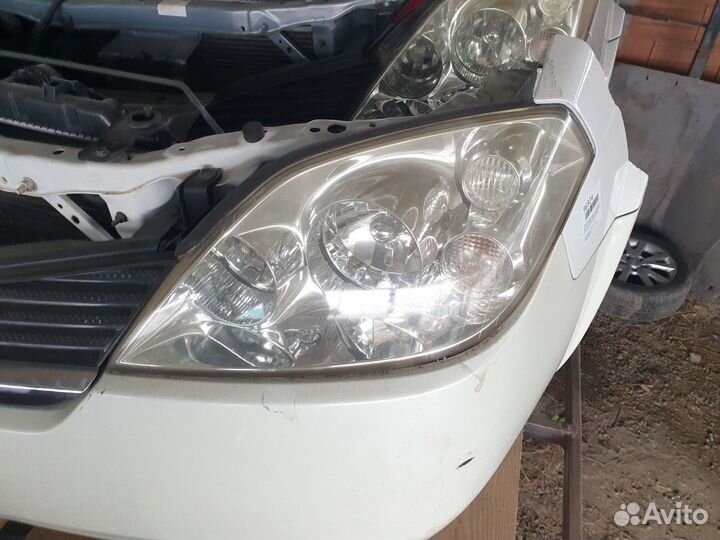 Фара Ниссан Примера П12 2002-2008г правая левая