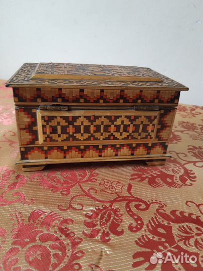 Деревянная шкатулка 50 гг