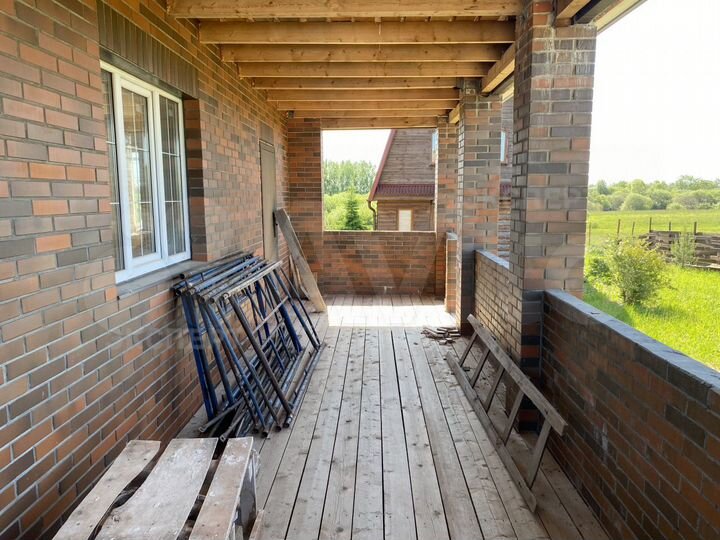 Дом 160 м² на участке 20 сот.