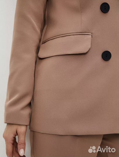 Брючный костюм женский 46