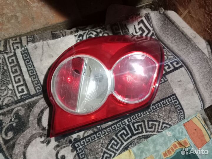 Задние фонари Шевроле Авео т 300
