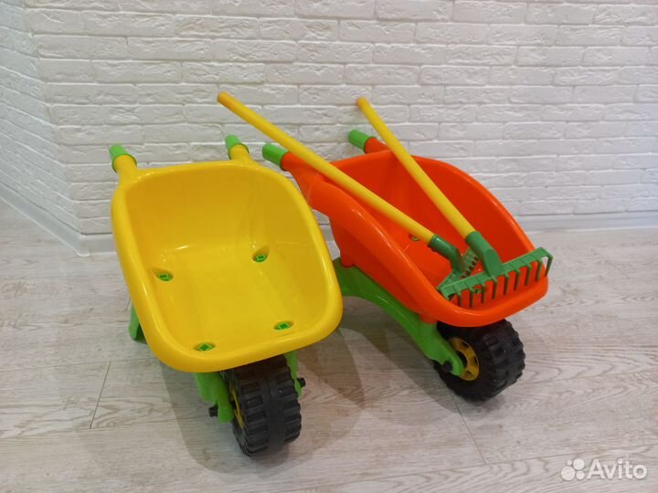 Детская садовая тележка/тачка