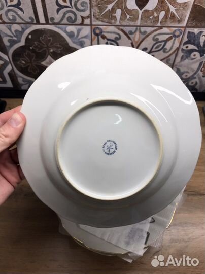 Тарелки обеденные