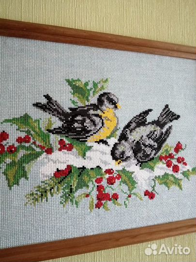 Картина вышитая