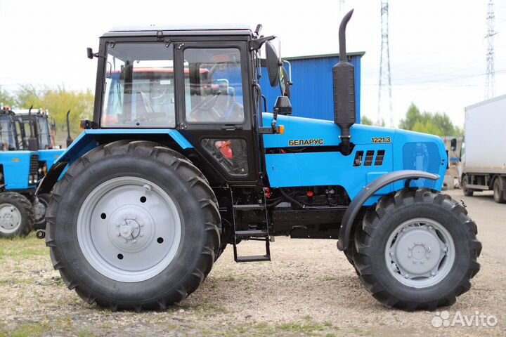 Трактор МТЗ (Беларус) 1221.3, 2023