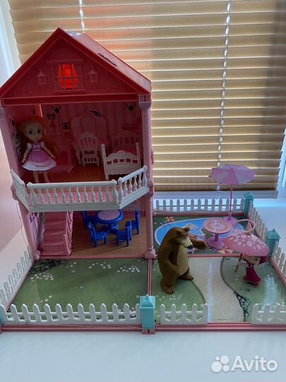 Домик кукольный