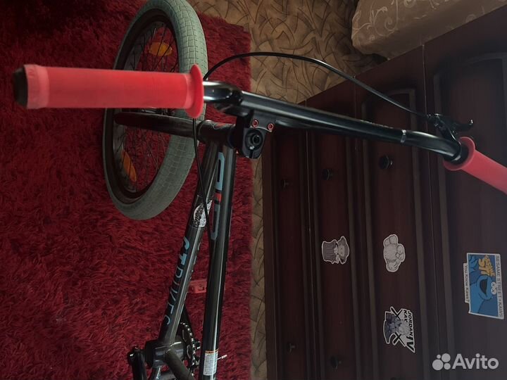 Трюковой велосипед bmx