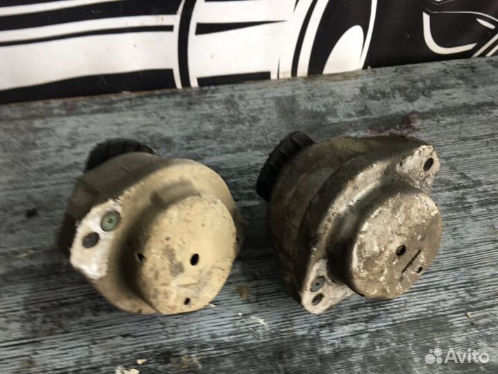 Опоры подушки двигателя BMW 5 E60