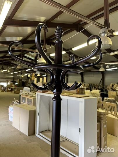 Вешалка напольная