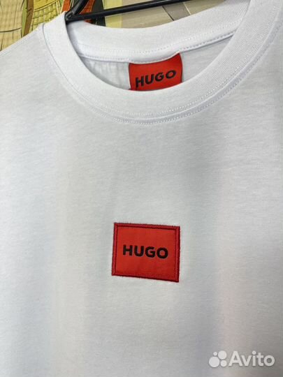 Футболка hugo boss белая