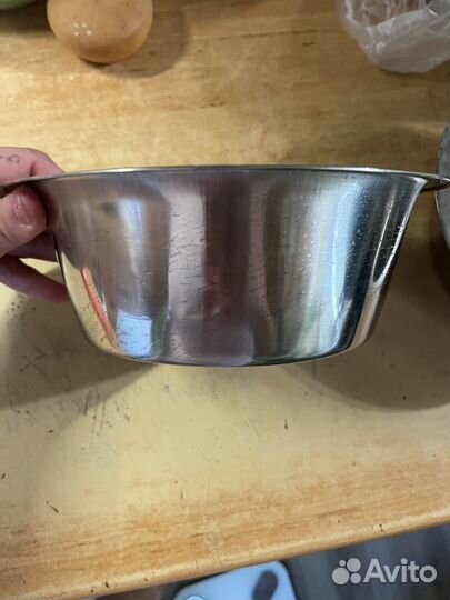 Подставка с мисками