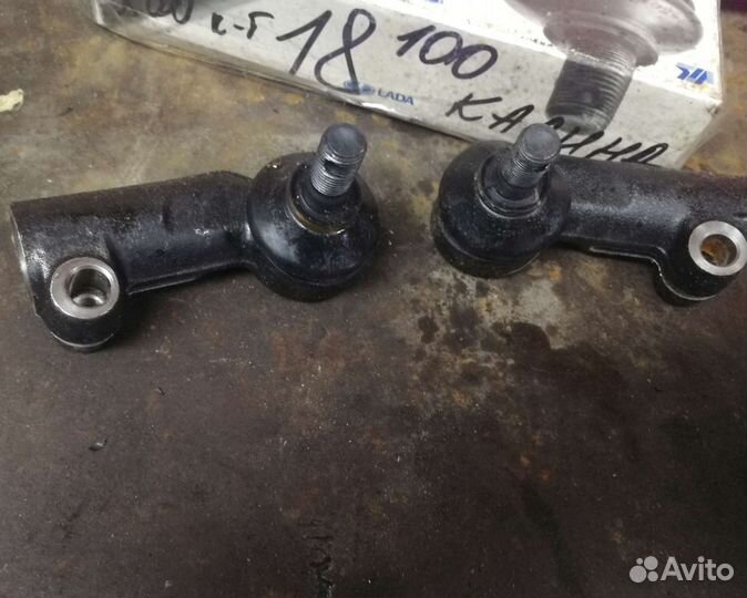 Рулевые наконечники Калина новые