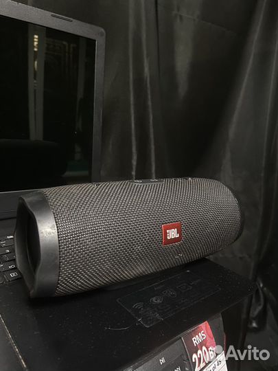 Колонка jbl charge 3
