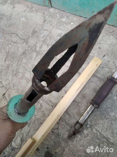 Полый нож для откачки крови