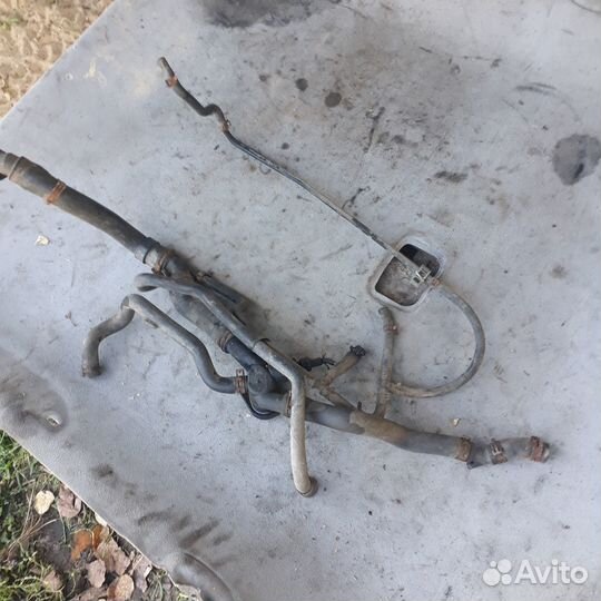 Патрубки охлаждения 1,6 AKL Октавия А4 VW Гольф 4