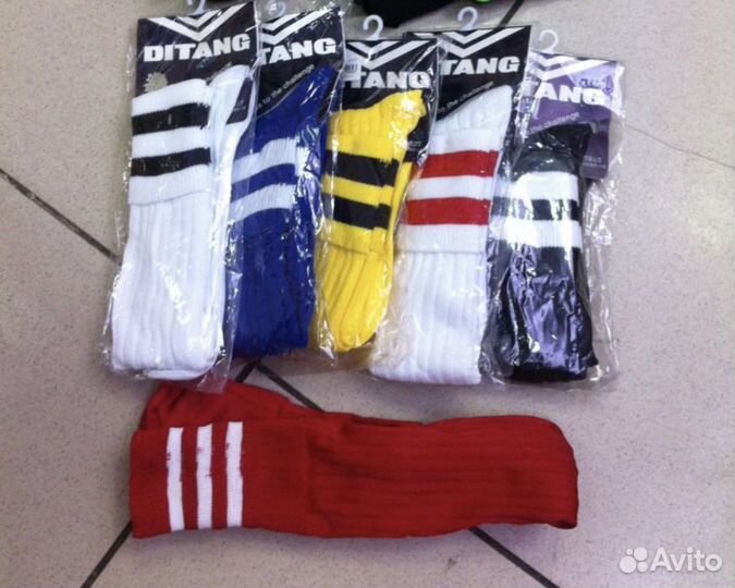 Гетры новые разные футбольные