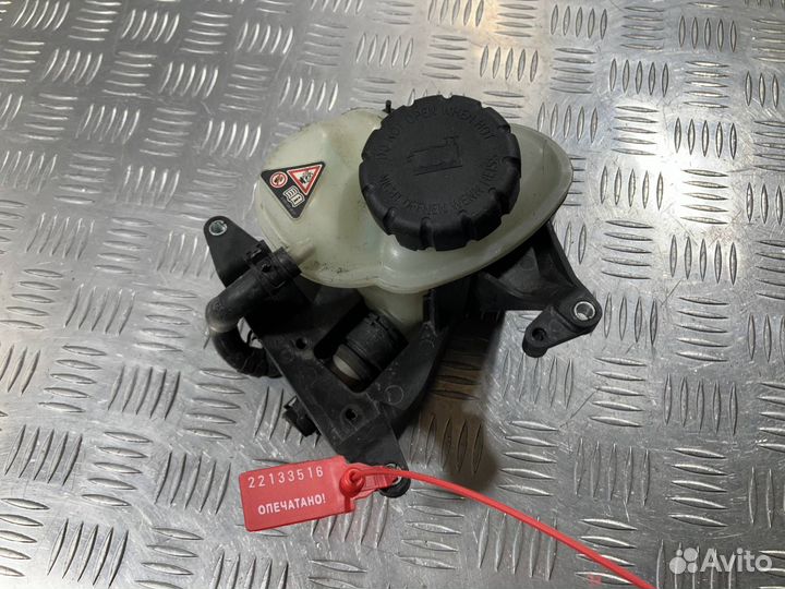 Бачок расширительный Mercedes-Benz S-Класс