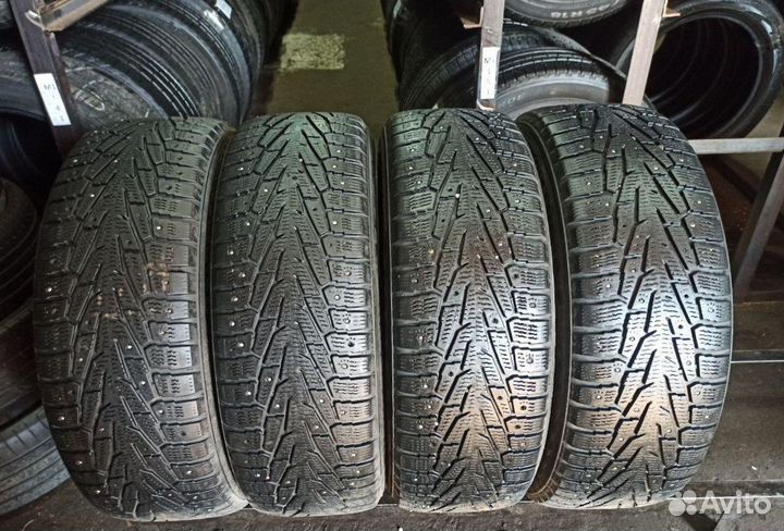 Nokian Tyres Hakkapeliitta 7 235/65 R17 99W