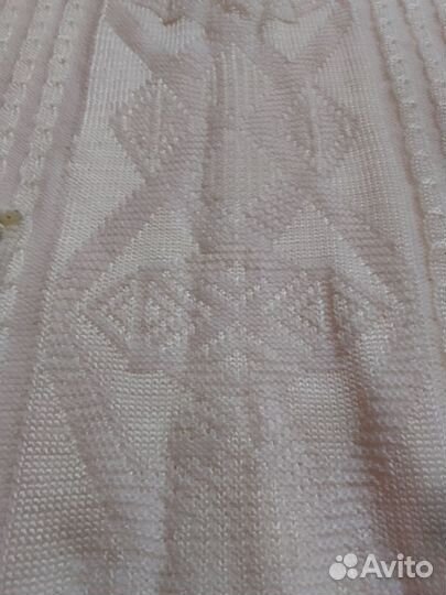 Свитер белый р 42-44 Турция