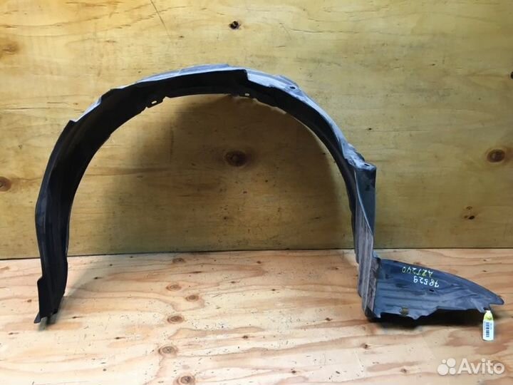 Подкрылок лев. перед. toyota allion