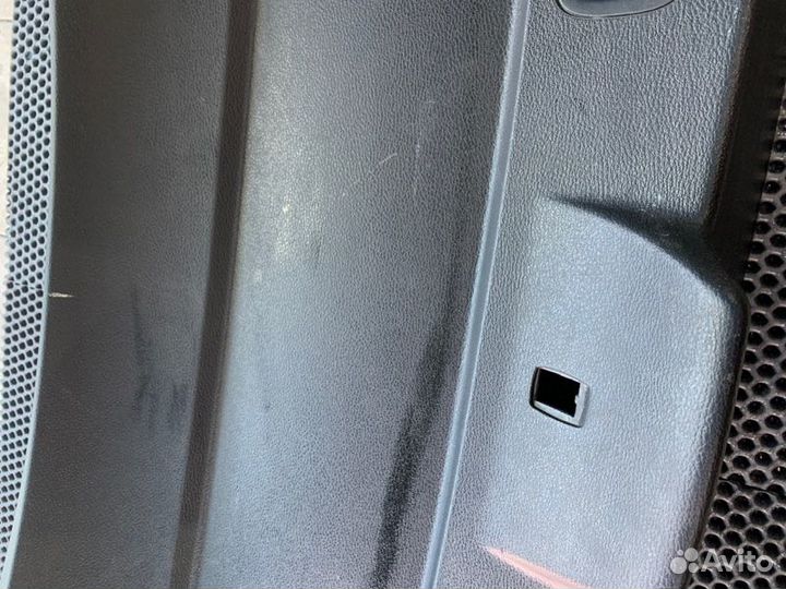 Обшивка двери багажника BMW X6, X5