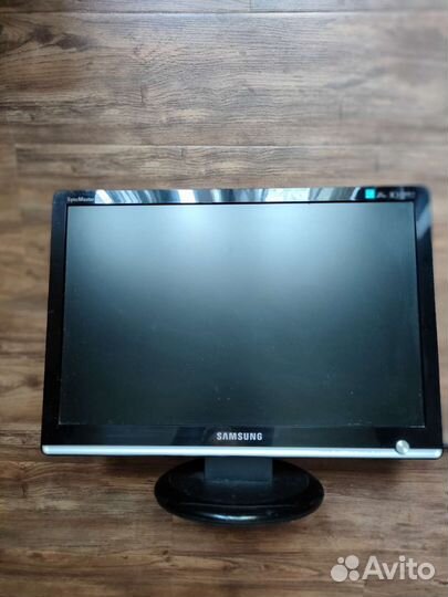 Монитор Samsung 931 BW